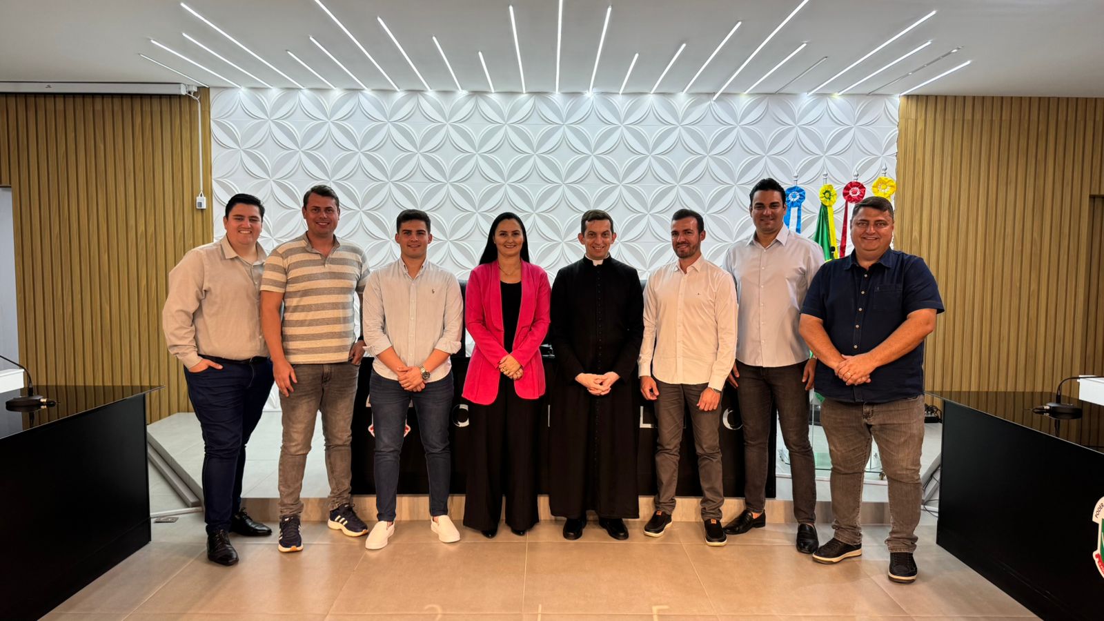 Visita do Padre Alexsandro Schneider na Câmara Municipal 